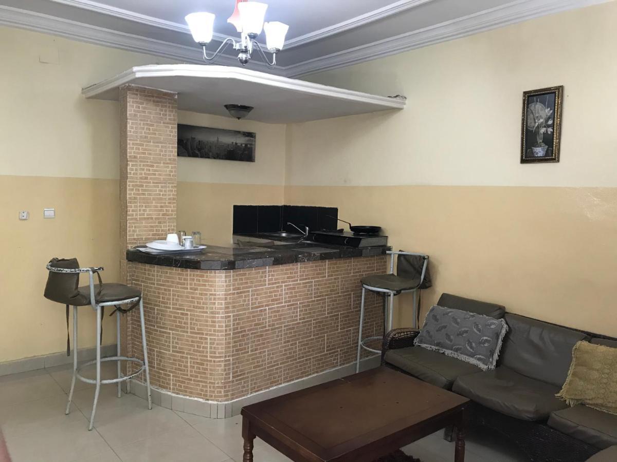 Appartements Chez Leo Brazzaville Dış mekan fotoğraf