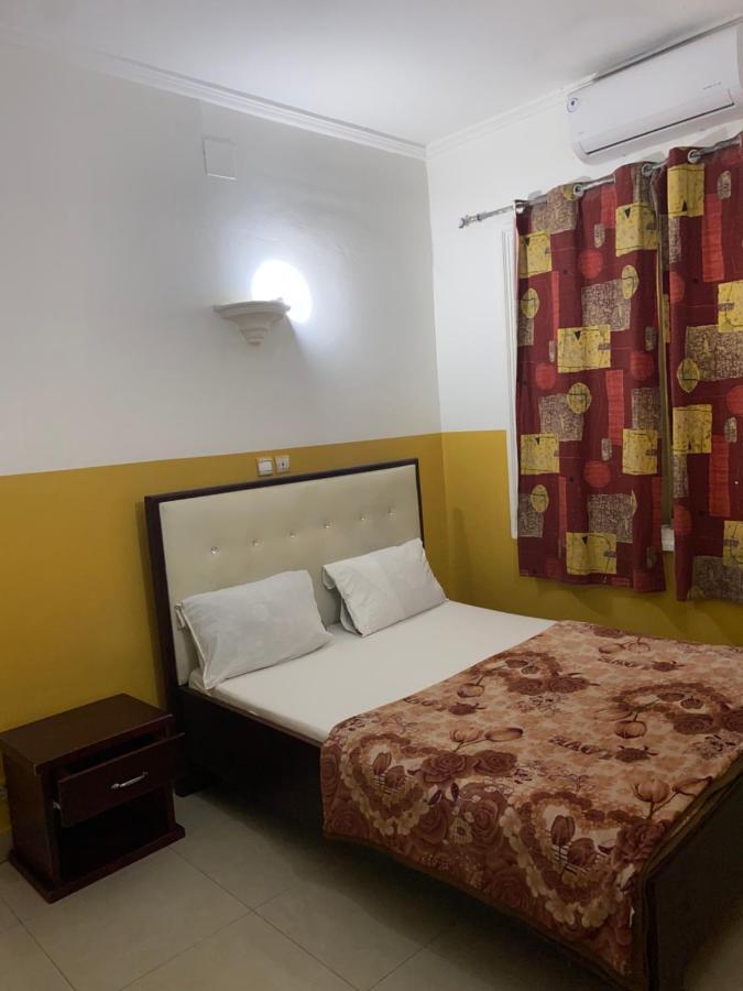 Appartements Chez Leo Brazzaville Dış mekan fotoğraf