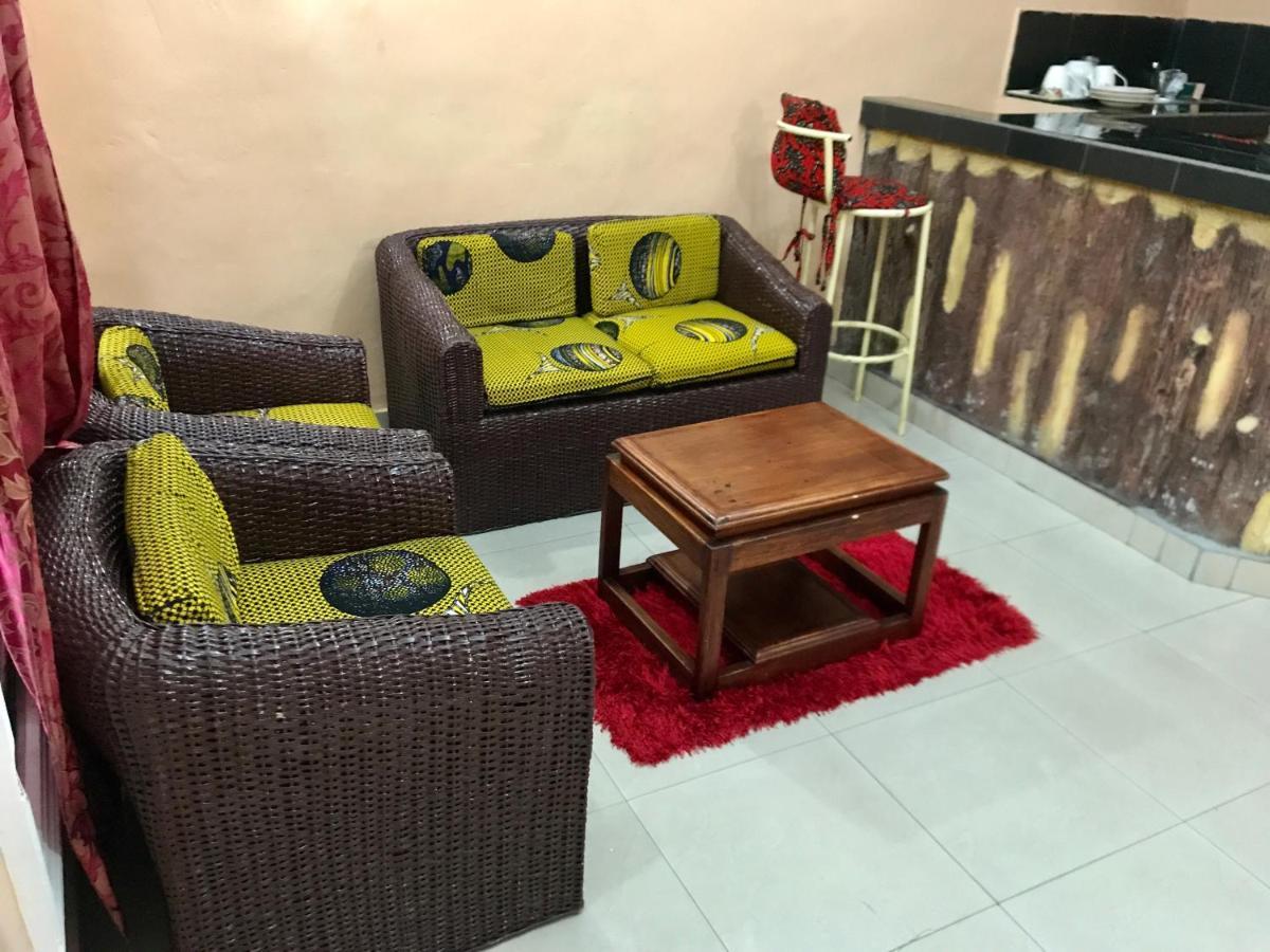 Appartements Chez Leo Brazzaville Dış mekan fotoğraf